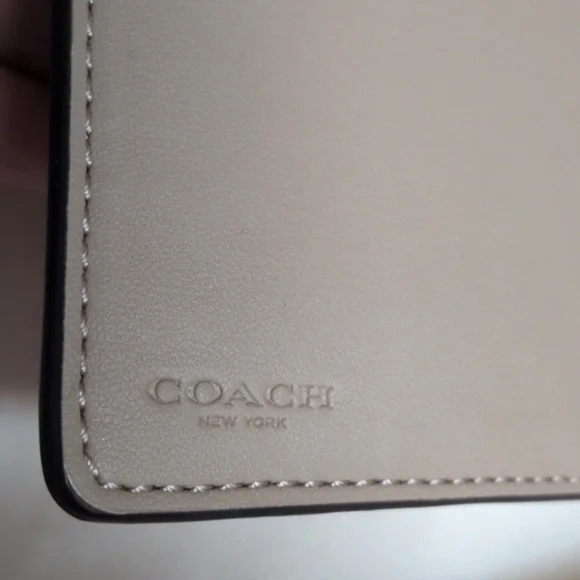 Coach Cherry Hamptons Hobo Leather Shoulder Bag And Wallet Matching Set - Picture 12 of 14